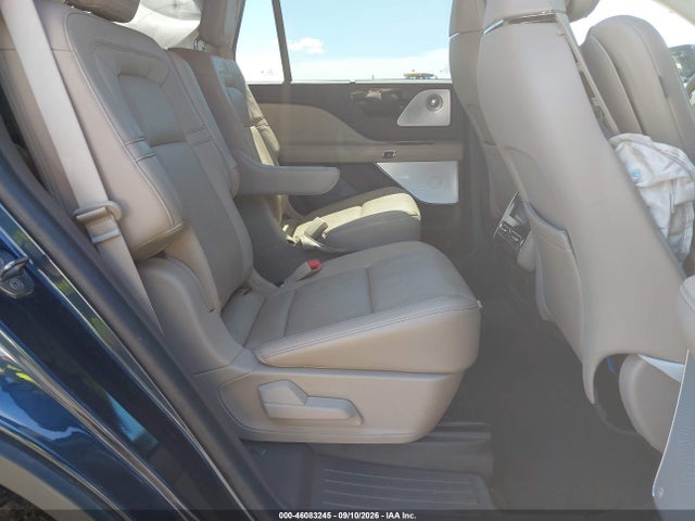 2023 LINCOLN AVIATOR RESERVE 8