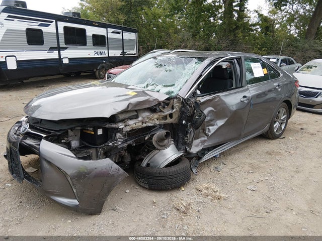 2017 TOYOTA CAMRY SE 6
