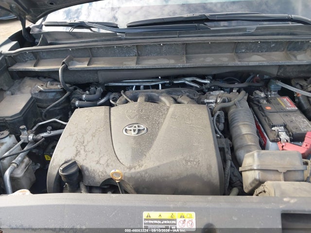 2021 TOYOTA HIGHLANDER LIMITED 10
