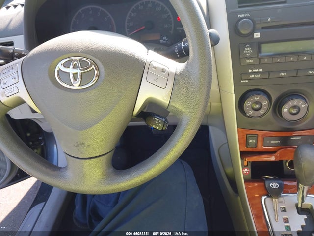 2009 Toyota COROLLA XLE 照片 11