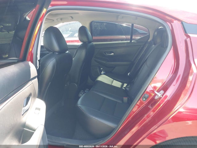 2025 NISSAN SENTRA SR 8