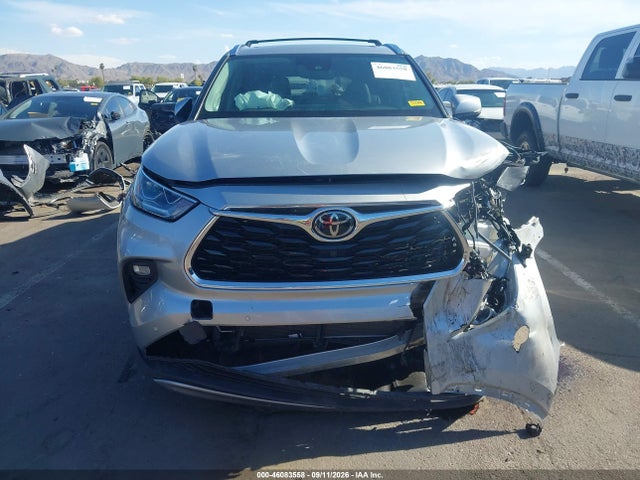 2021 TOYOTA HIGHLANDER PLATINUM 12
