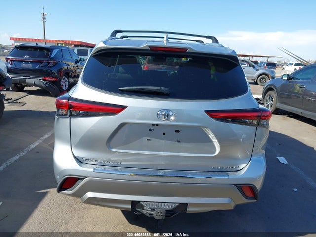2021 TOYOTA HIGHLANDER PLATINUM 16