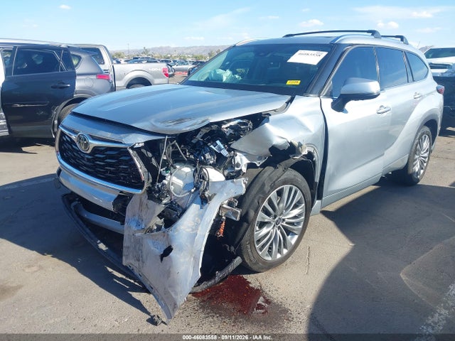 2021 TOYOTA HIGHLANDER PLATINUM 6