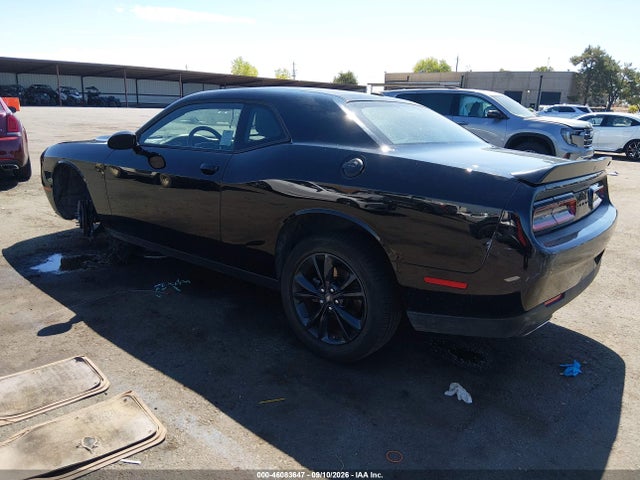 2023 DODGE CHALLENGER SXT AWD 3