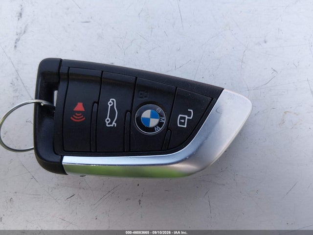 2025 BMW 330I 11