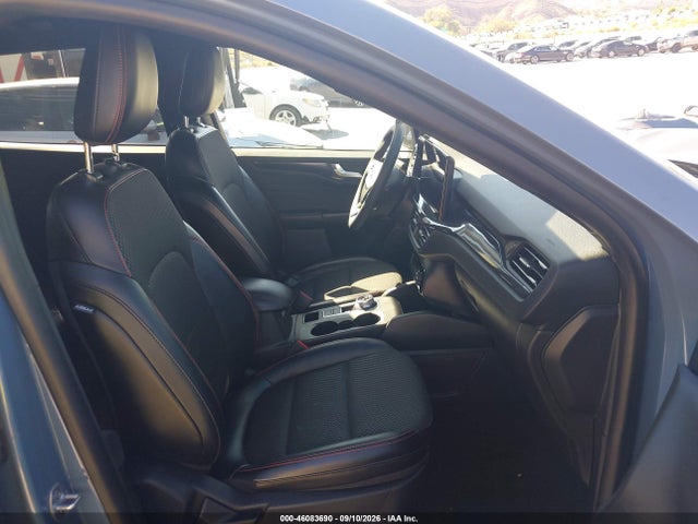 2024 FORD ESCAPE ST-LINE 5