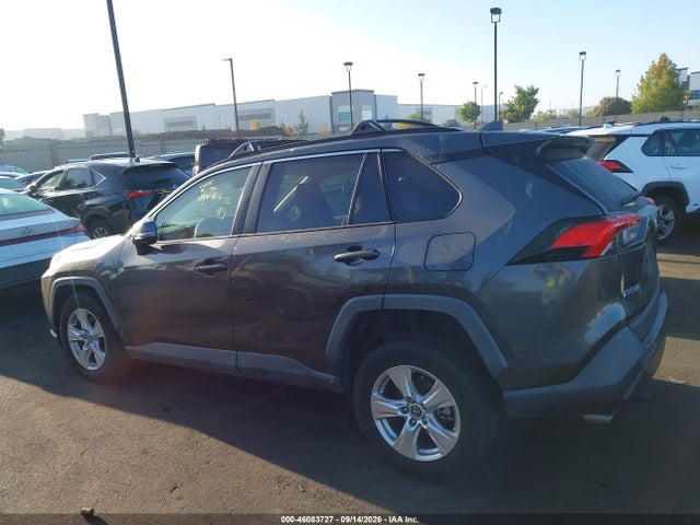 2020 TOYOTA RAV4 XLE 14