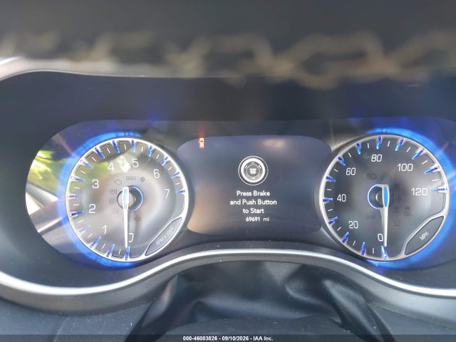 2023 CHRYSLER PACIFICA TOURING L 7