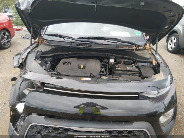 2022 KIA SOUL LX 10