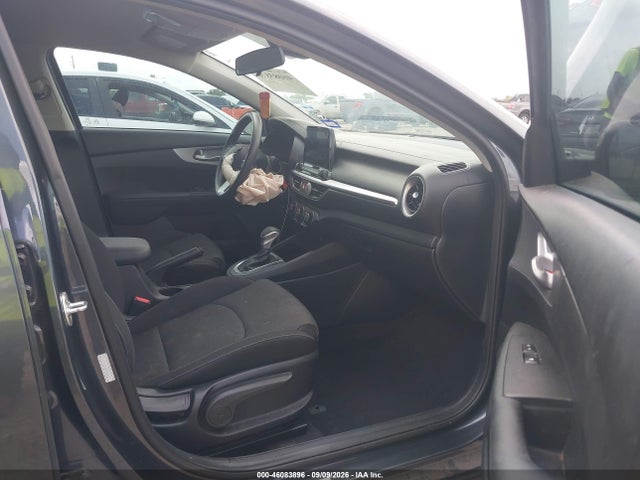 2022 KIA FORTE LXS 5