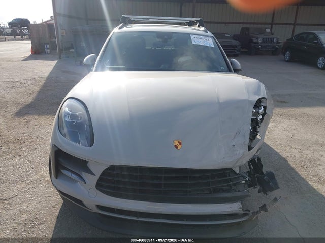 2021 PORSCHE MACAN 12
