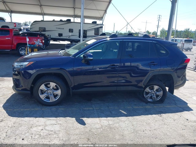 2022 TOYOTA RAV4 XLE 14