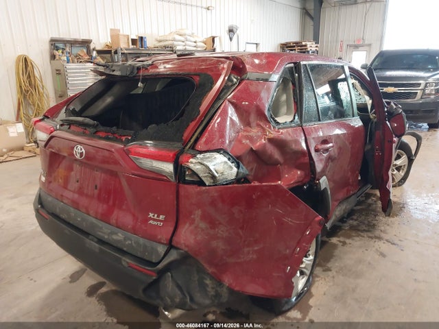2019 TOYOTA RAV4 XLE 4