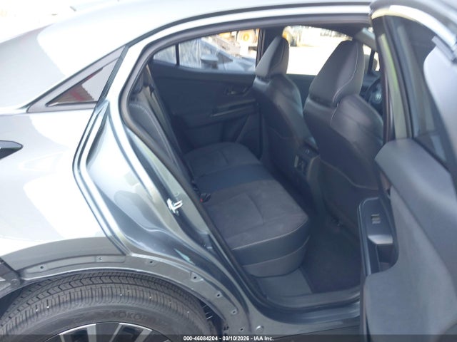 2026 TOYOTA C-HR XSE 8