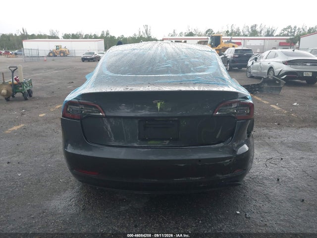 2021 TESLA MODEL 3 STANDARD RANGE PLUS REAR-WHEEL DRIVE 14