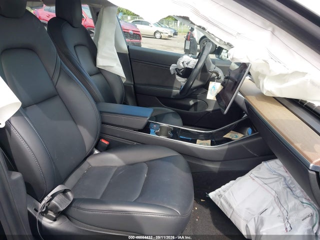 2018 TESLA MODEL 3 LONG RANGE/PERFORMANCE 5