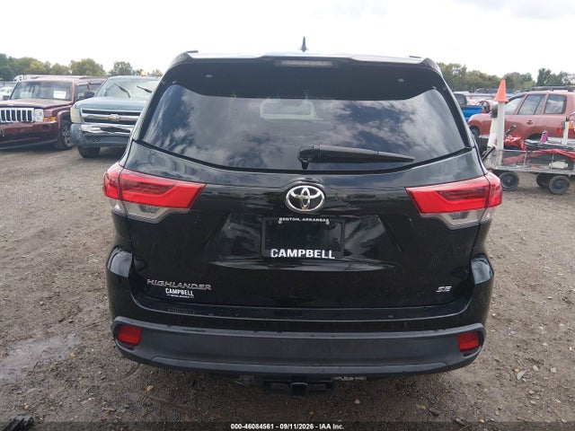 2017 TOYOTA HIGHLANDER SE 17