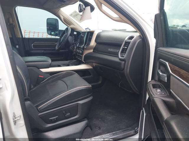 2022 RAM 3500 CHASSIS TRADESMAN/SLT/LARAMIE/LIMITED 5