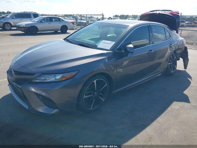 2018 TOYOTA CAMRY XSE 2