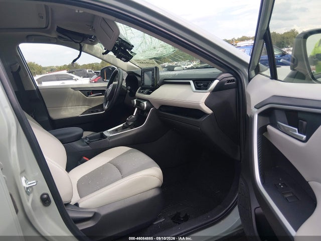2021 TOYOTA RAV4 XLE PREMIUM 5
