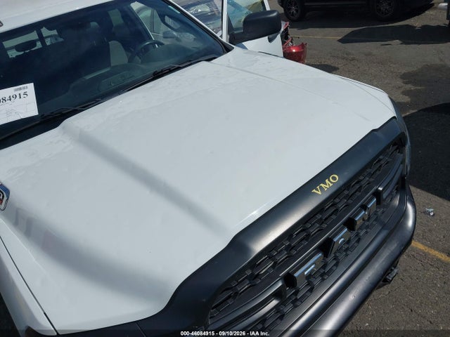 2022 RAM 2500 TRADESMAN 4X4 6'4 BOX 18