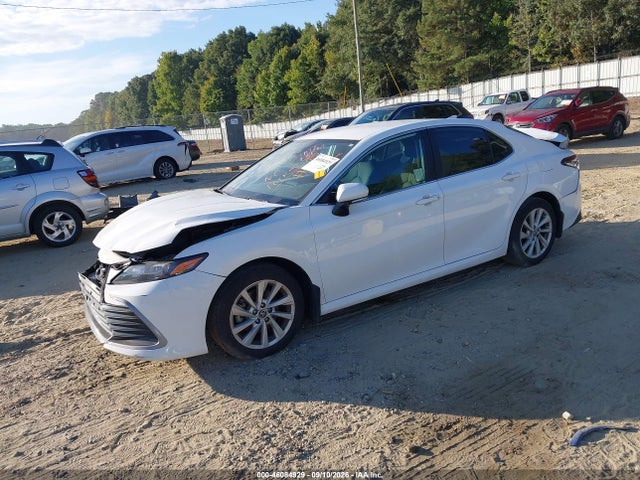 2022 TOYOTA CAMRY LE 2