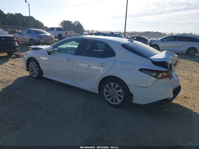 2022 TOYOTA CAMRY LE 3
