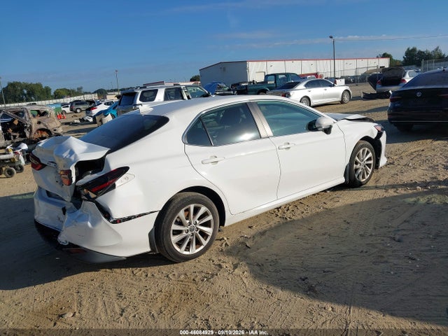 2022 TOYOTA CAMRY LE 4