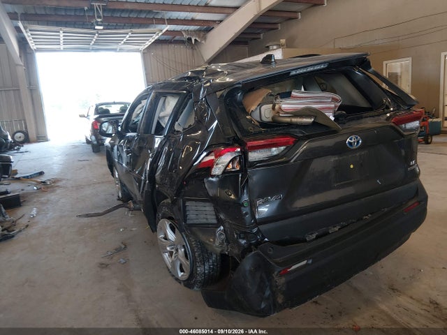 2019 TOYOTA RAV4 HYBRID LE 6