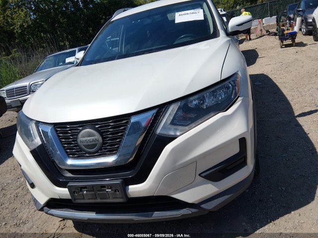 2018 NISSAN ROGUE SV 12