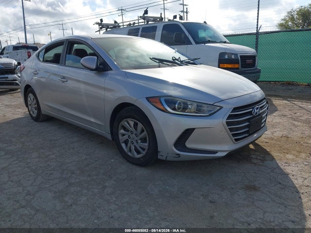 2018 HYUNDAI ELANTRA SE