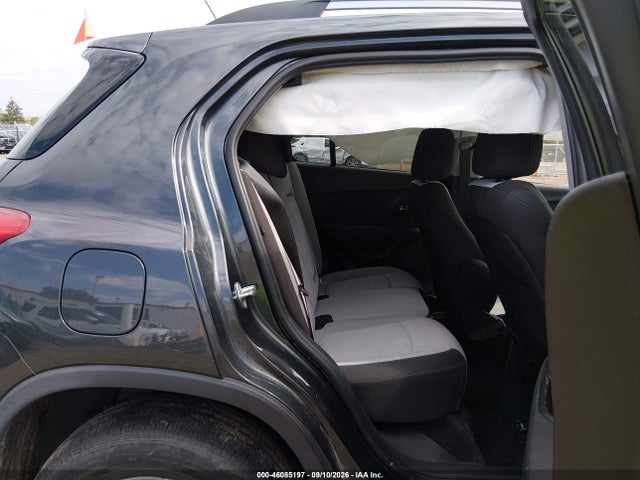 2018 CHEVROLET TRAX LT 8