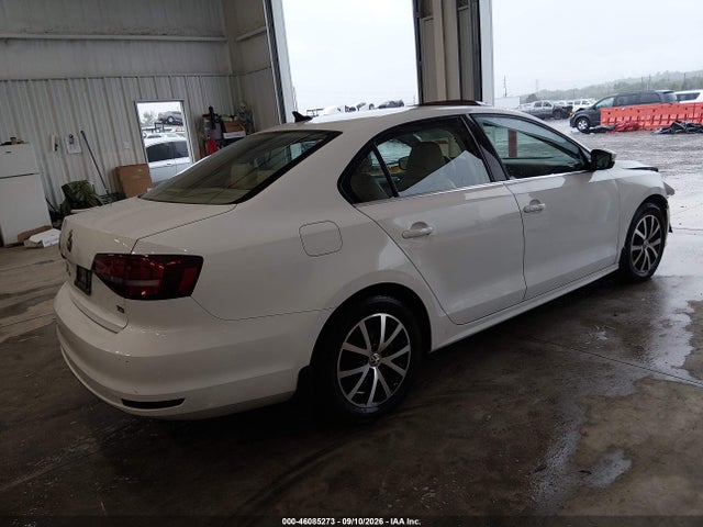 2017 VOLKSWAGEN JETTA 1.4T SE 4