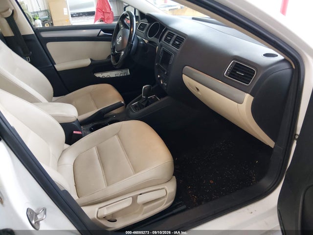 2017 VOLKSWAGEN JETTA 1.4T SE 5