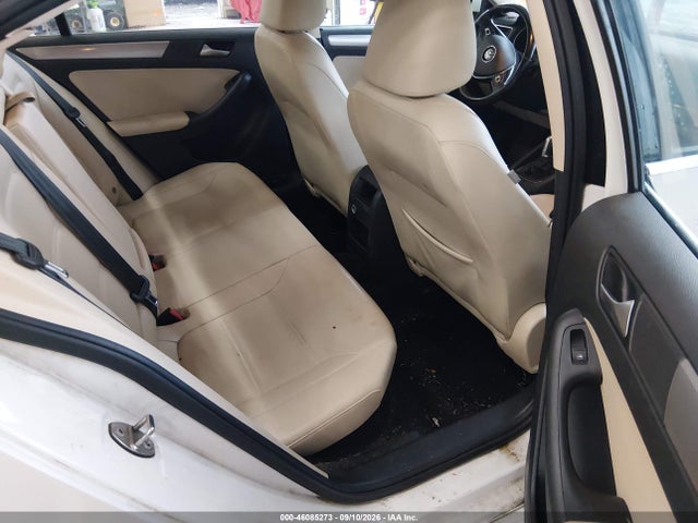 2017 VOLKSWAGEN JETTA 1.4T SE 8