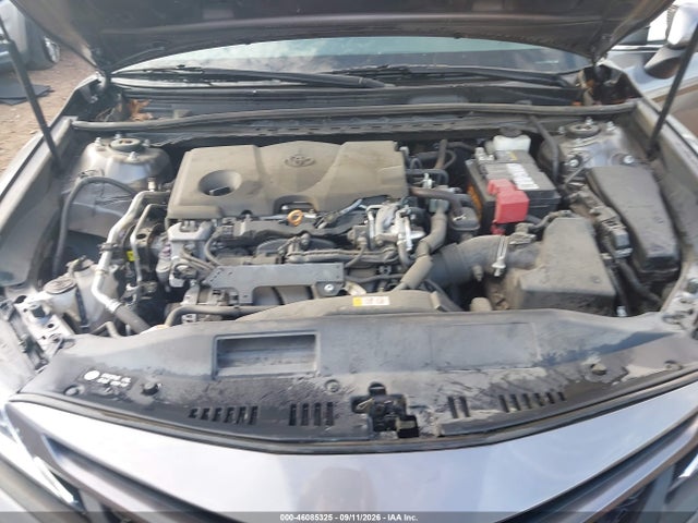 2019 TOYOTA CAMRY SE 10