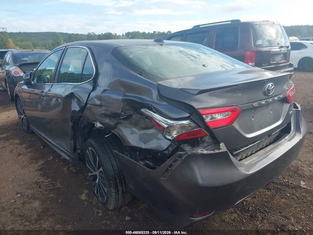 2019 TOYOTA CAMRY SE 6