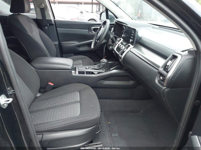 2023 KIA SORENTO LX 5