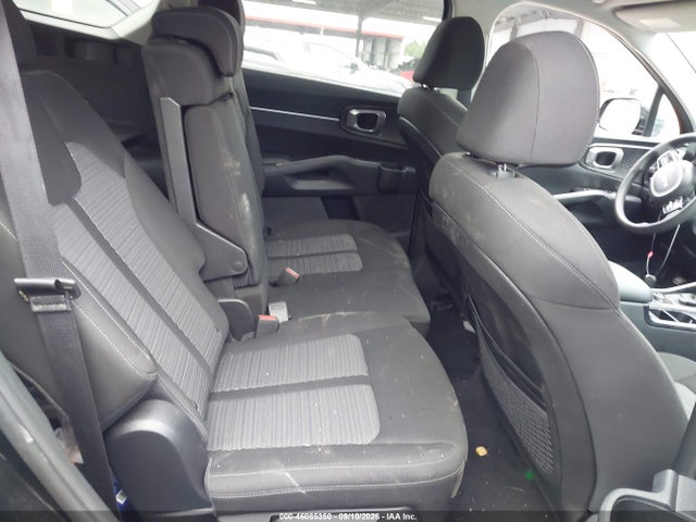 2023 KIA SORENTO LX 8