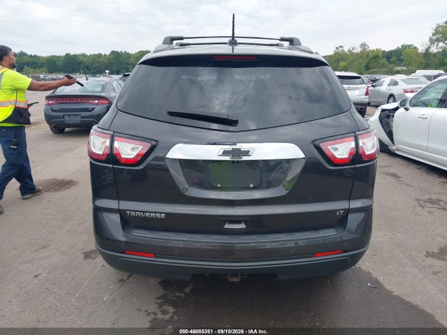 2017 CHEVROLET TRAVERSE 2LT 16
