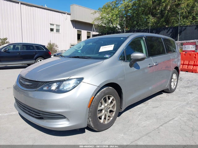 2017 CHRYSLER PACIFICA TOURING 2