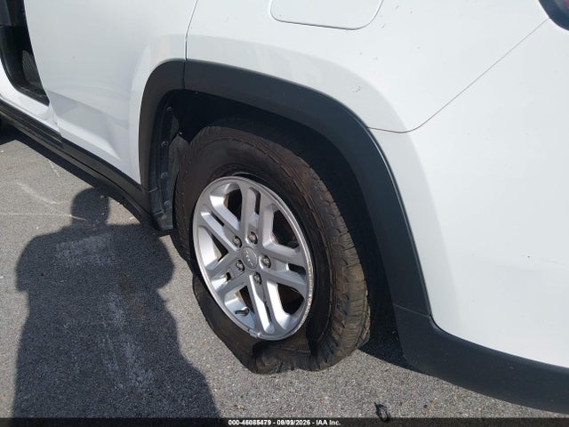 2023 JEEP GRAND CHEROKEE LAREDO 4X2 6
