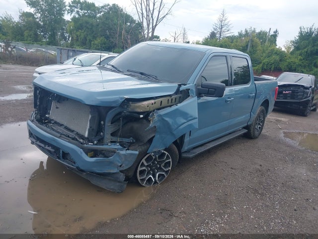 2023 FORD F-150 XLT 2