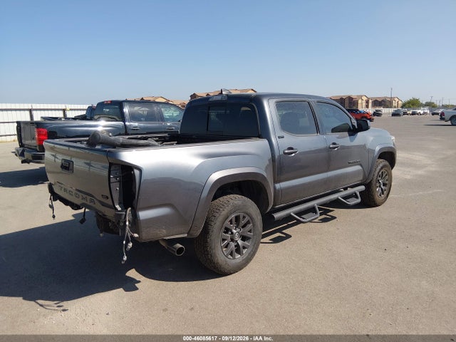 2022 TOYOTA TACOMA SR5 V6 4
