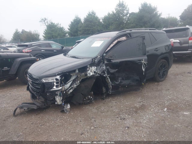 2022 GMC TERRAIN AWD SLT 2