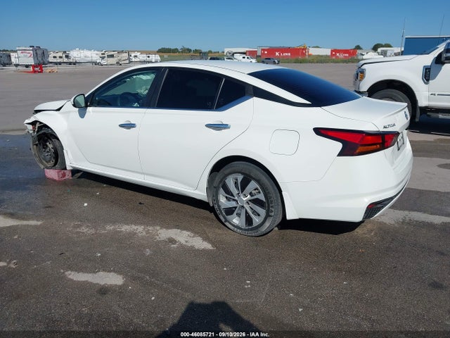 2021 NISSAN ALTIMA S FWD 3