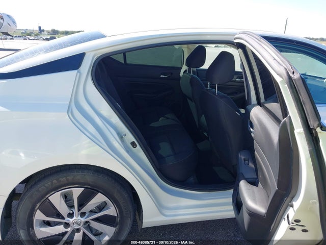2021 NISSAN ALTIMA S FWD 8