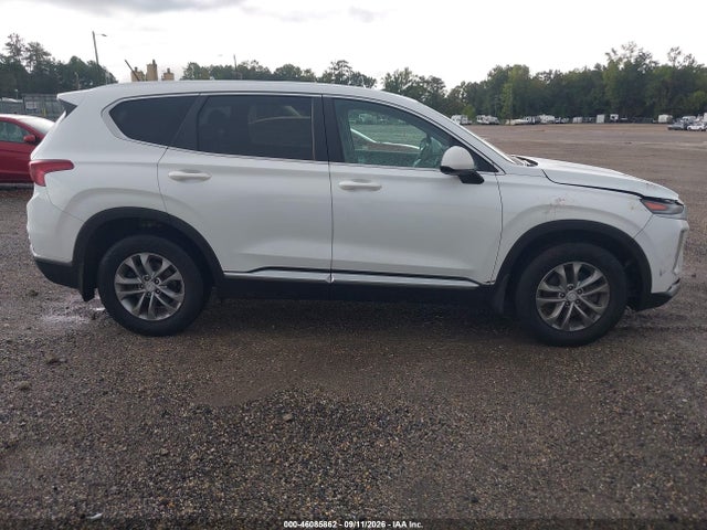 2020 HYUNDAI SANTA FE SE 13