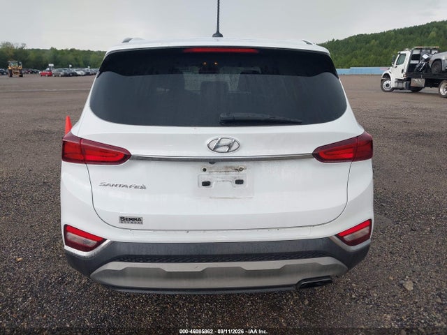 2020 HYUNDAI SANTA FE SE 16